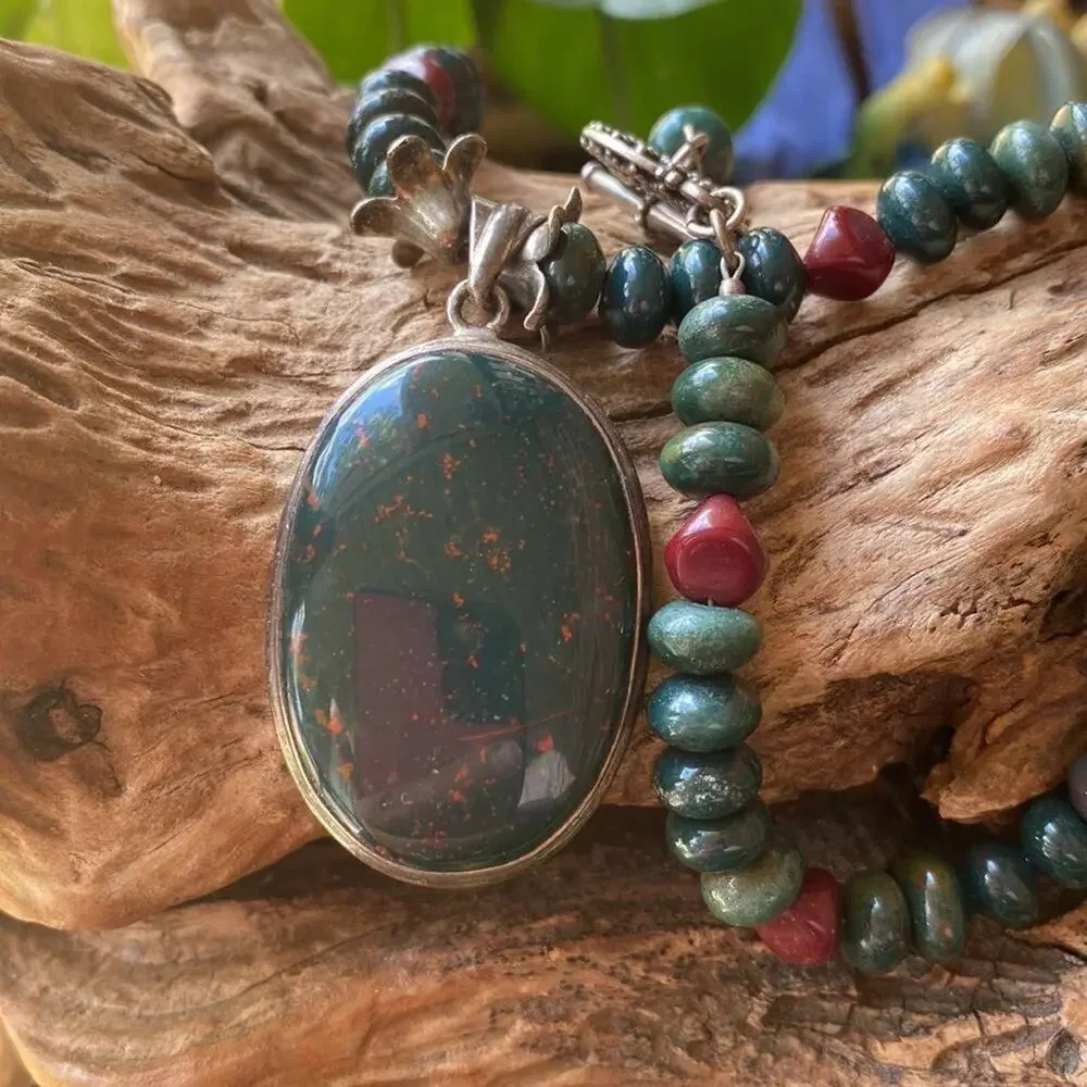 Vintage bloodstone sterling silver beaded pendant necklace - Picture 3 of 10